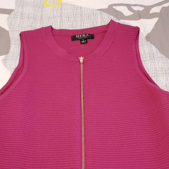 Chic Couture - Constance Ribbed Gold Zipper Dress - Picture 5 of 7